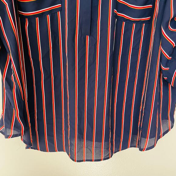 Torrid Navy Red Stripes Half Buttondown Shirt size 2X - Picture 4 of 12